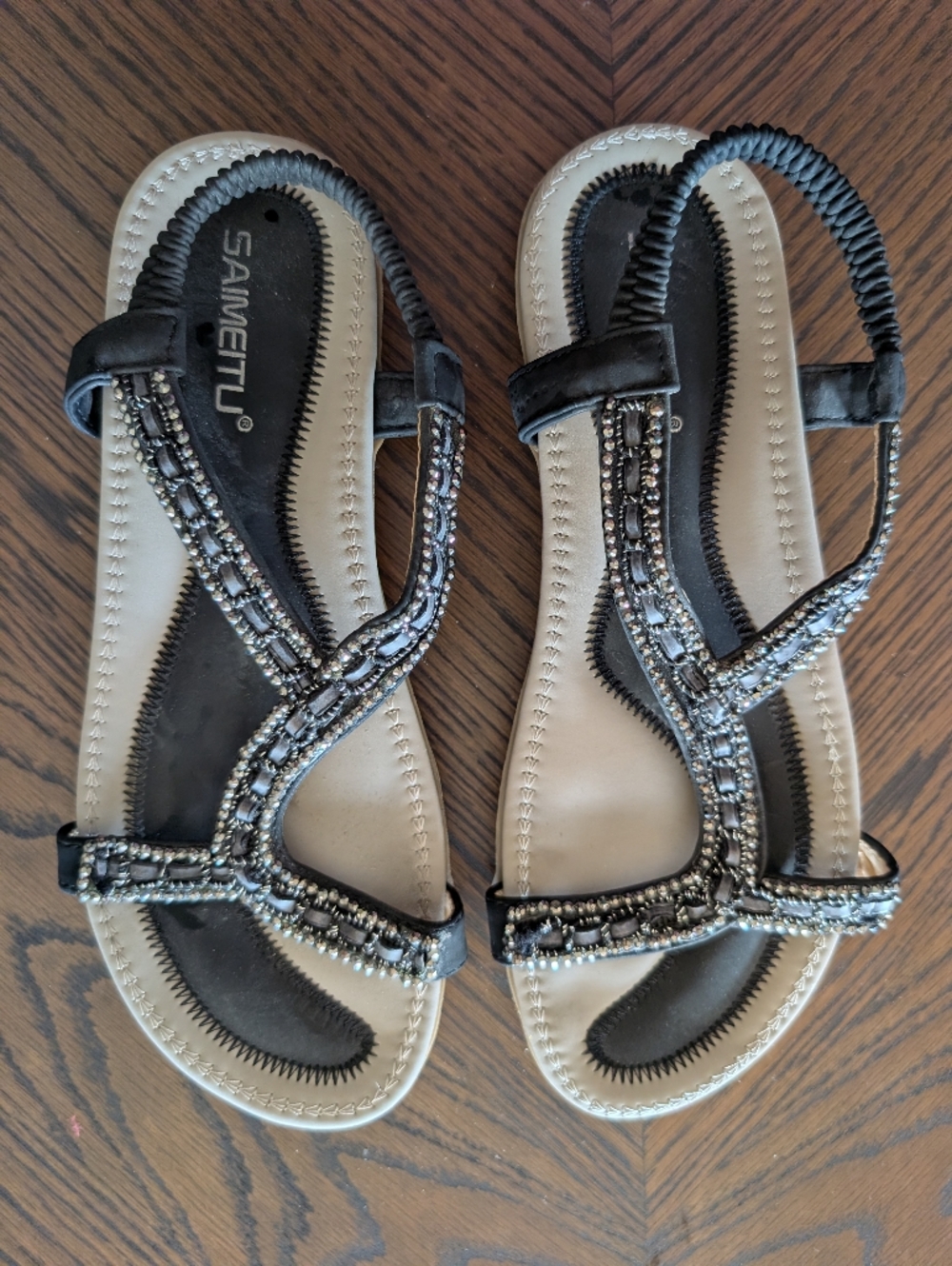 Beaded Black Women's T-Strap Sandals Sz 7